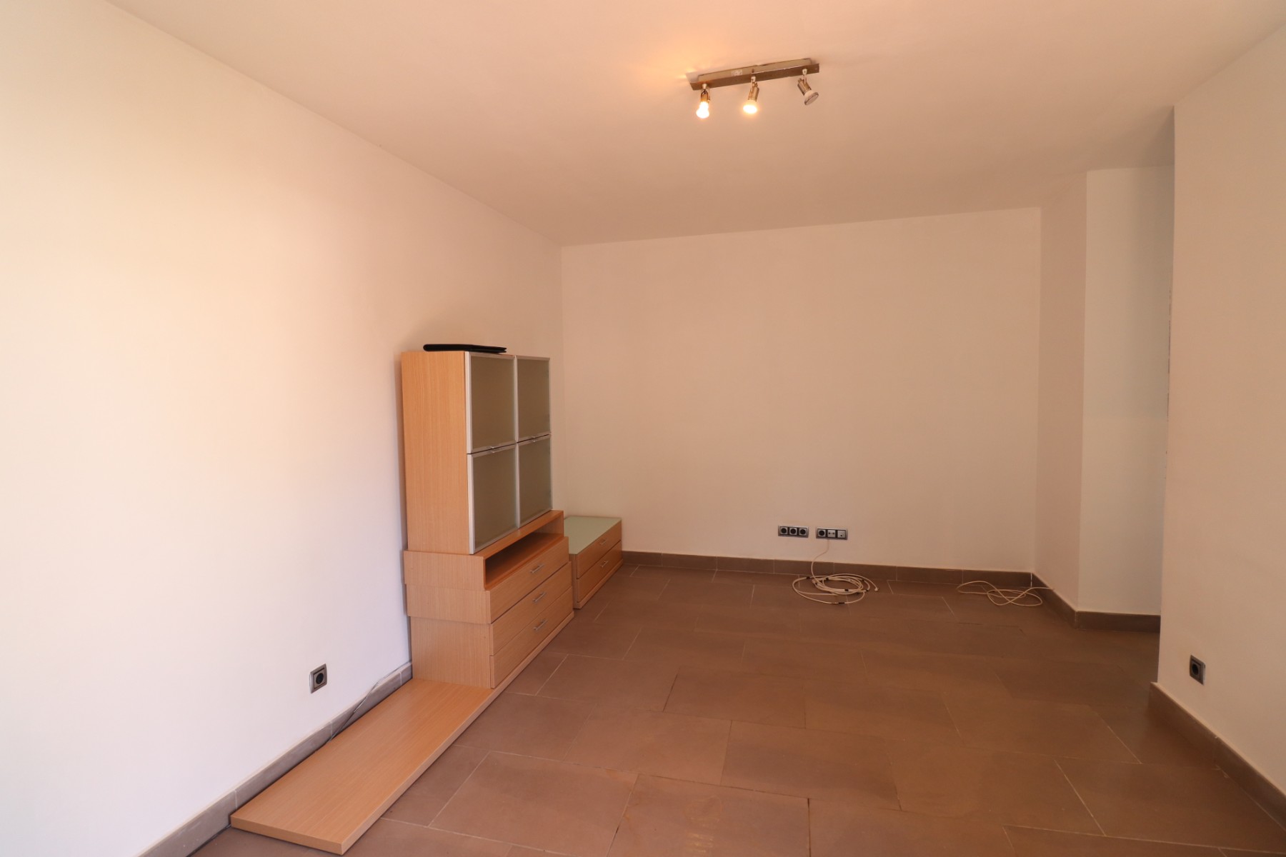 Piso de 3 dormitorios en Alicante – Foto 6