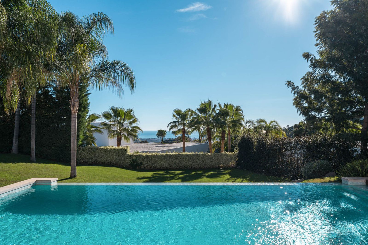 5 Bedroom Villa in Benahavís - Foto 4