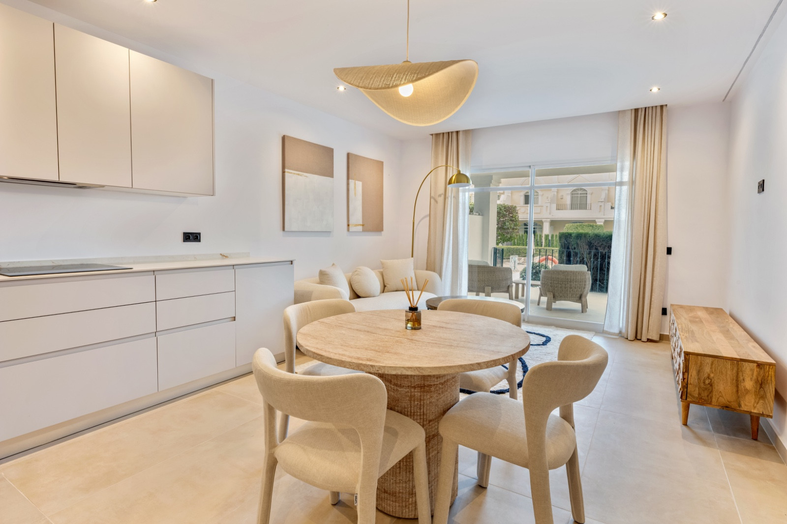 3 Bedroom Apartment in Marbella - Photo 23