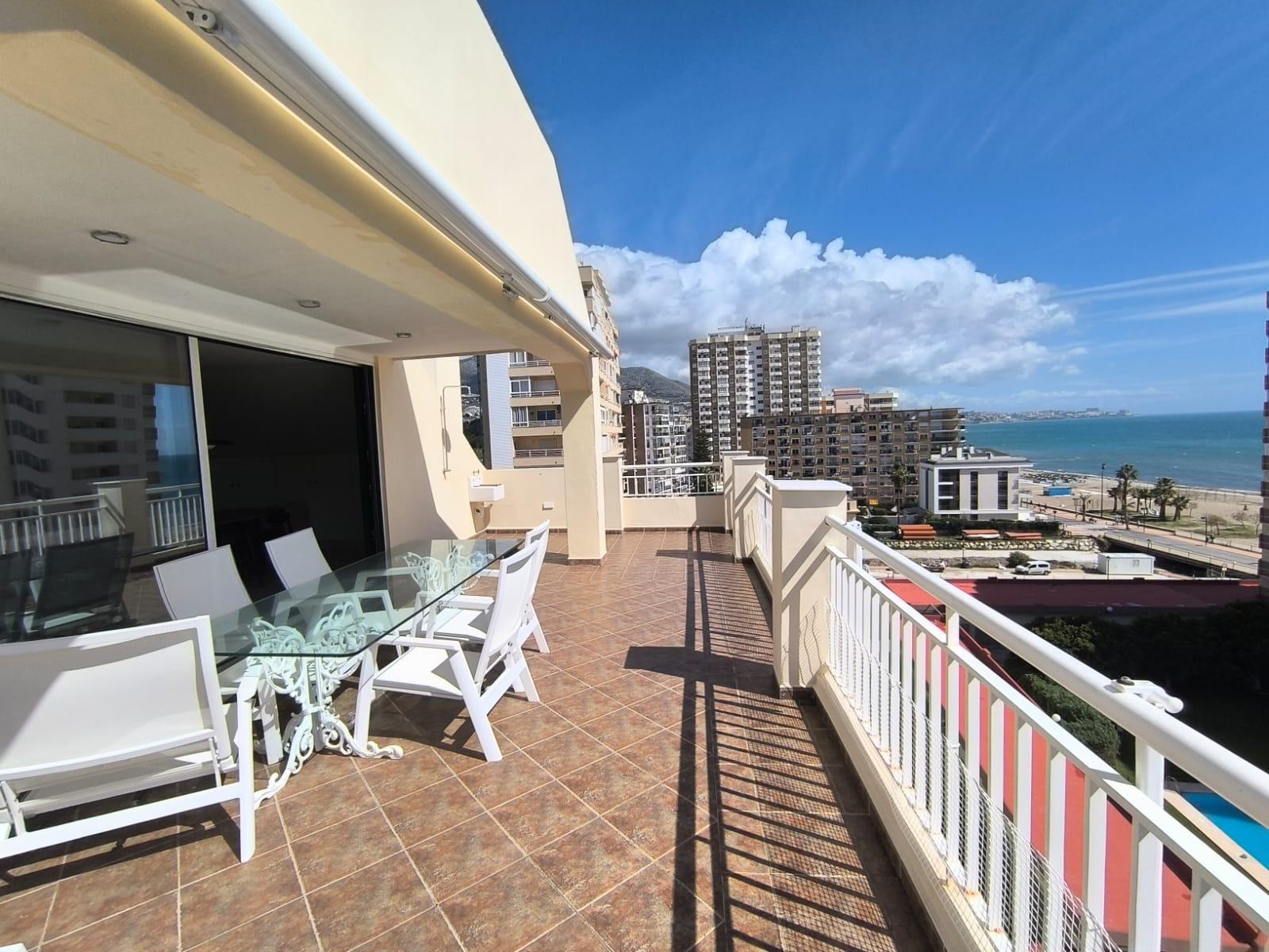 4 Bedroom Penthouse in Fuengirola - Photo 39