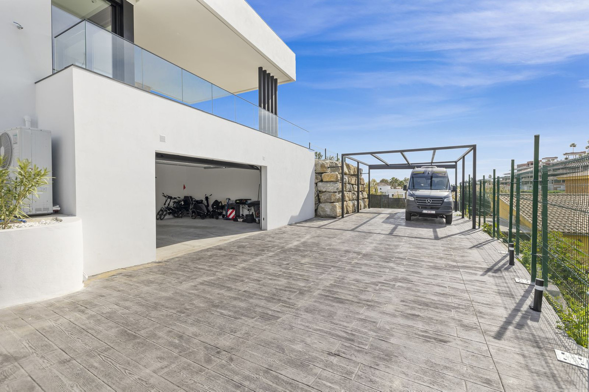 4 Bedroom Villa in Benahavís - Foto 27