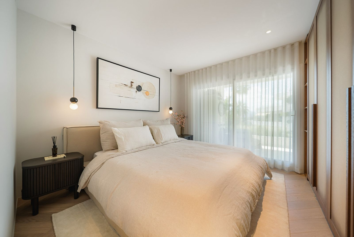 3 Bedroom Apartment in Marbella - Photo 27