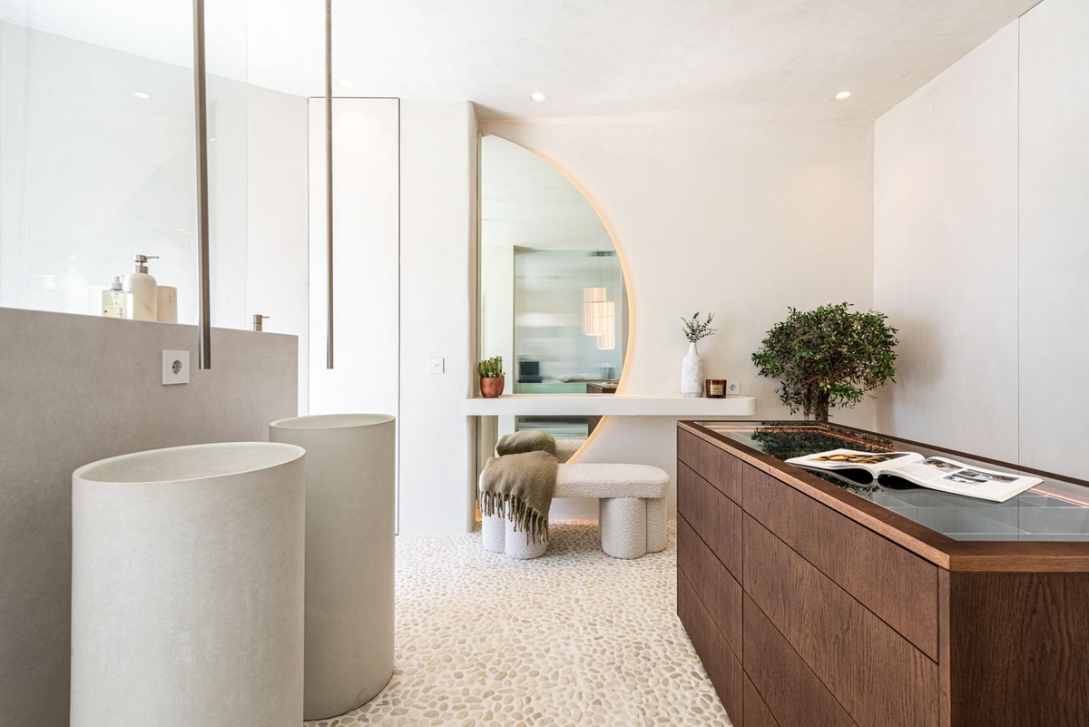 Piso de 3 dormitorios con piscina en Málaga – Foto 26