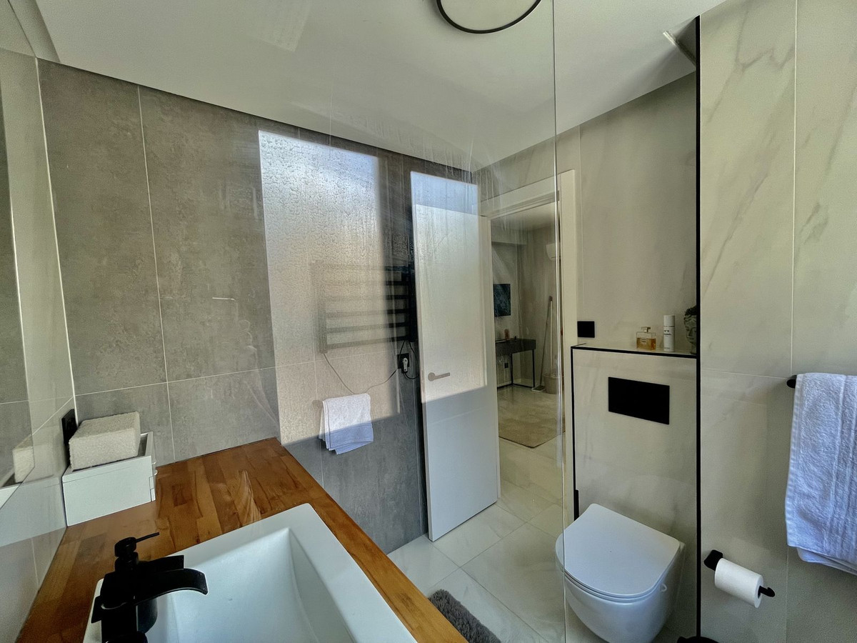 Apartment in Marbella - Photo 10