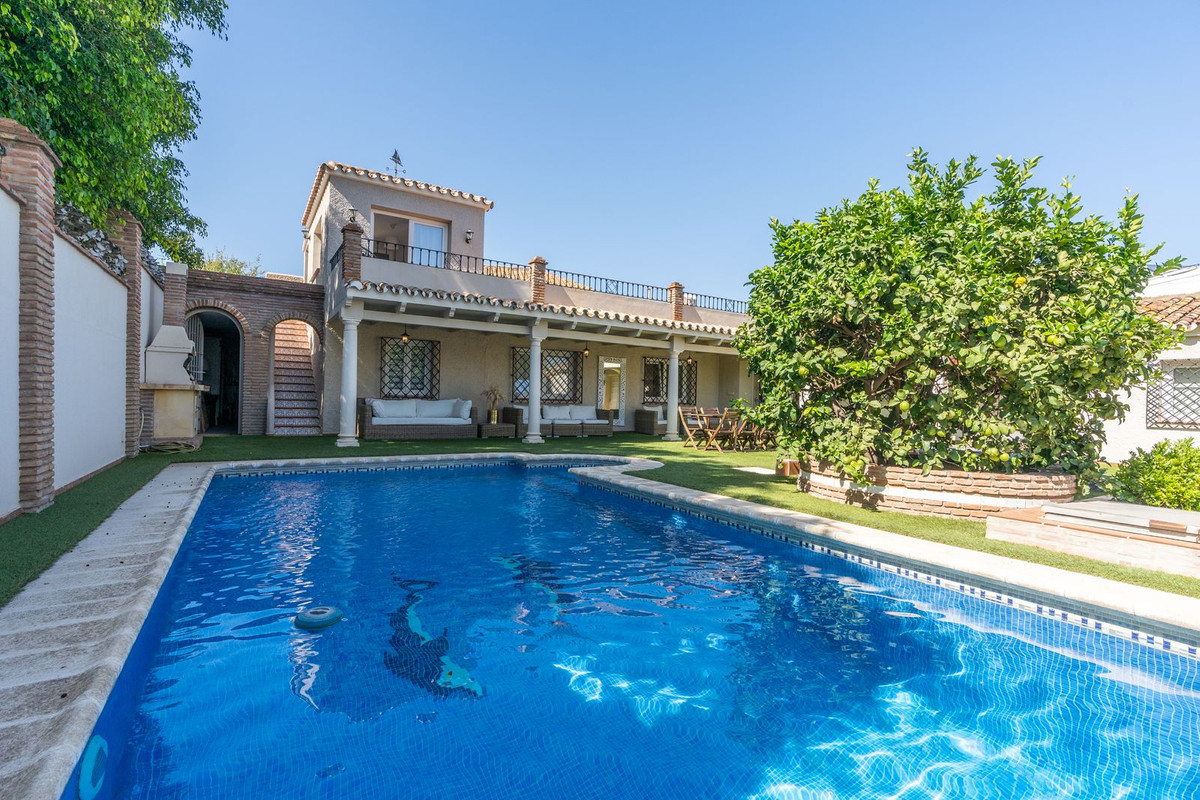 5 Bedroom Villa in San Pedro de Alcántara