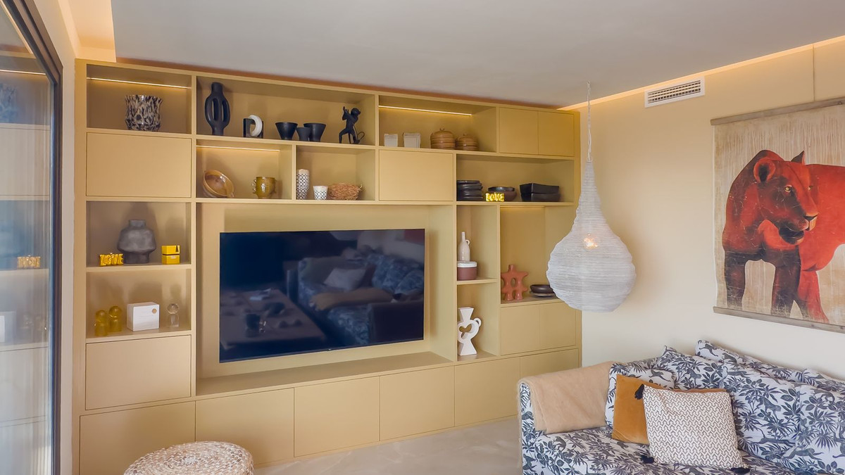 3 Bedroom Penthouse in Istán - Photo 30