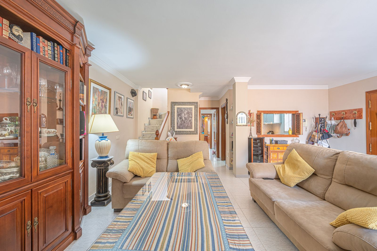 5 Bedroom Villa in Marbella - Foto 8