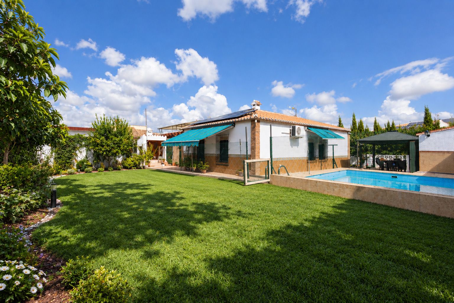 3 Bedroom Villa in Alhaurín de la Torre - Photo 16