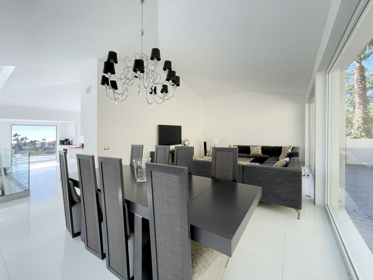 7 Bedroom Villa in Marbella - Photo 24