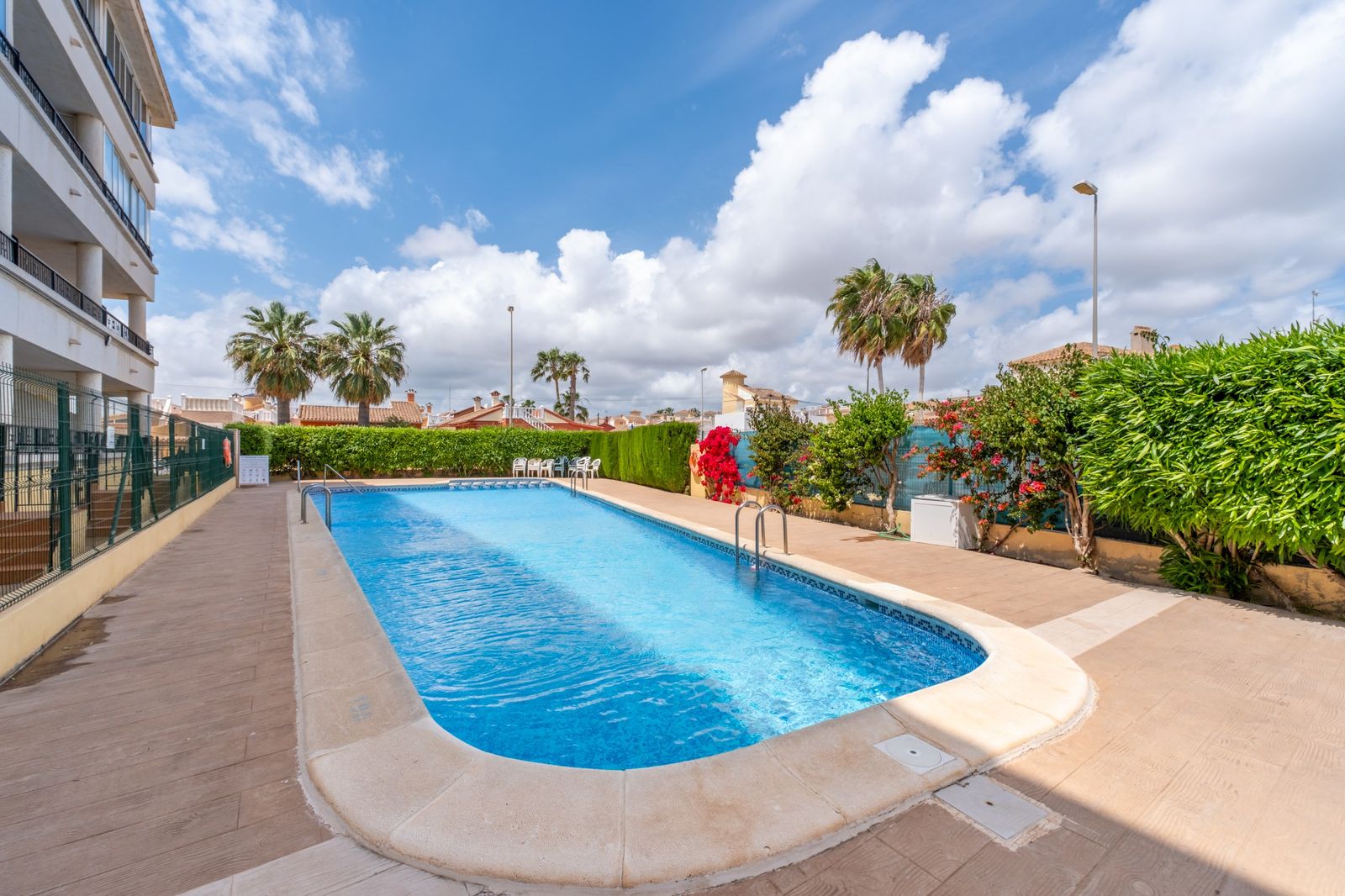 Apartamento com 2 quartos com piscina em Alicante, Espanha – Foto 24