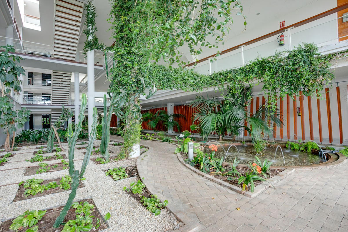 2 Bedroom Apartment in Benahavís - Foto 16
