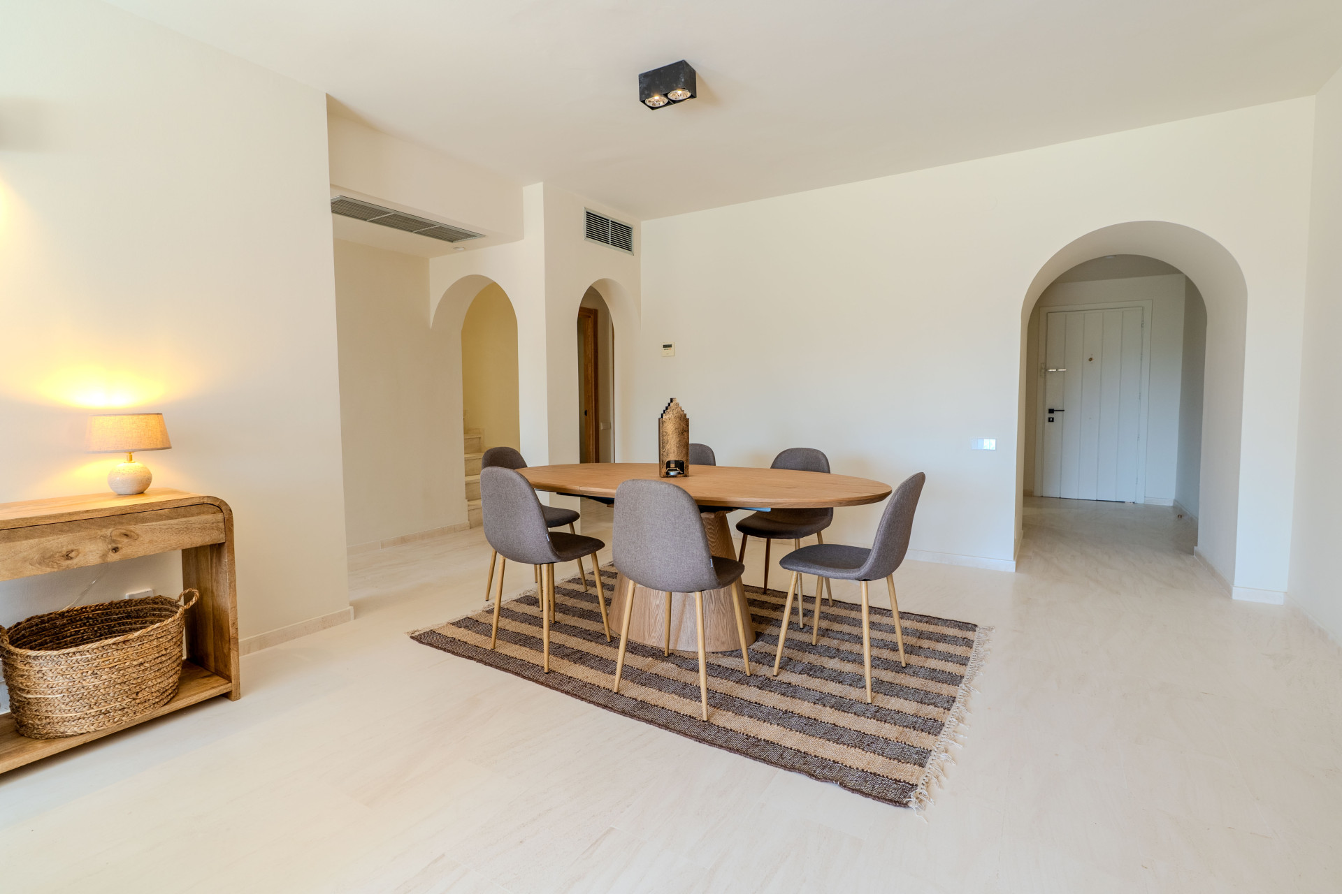 3 Bedroom Apartment in Estepona - Photo 19