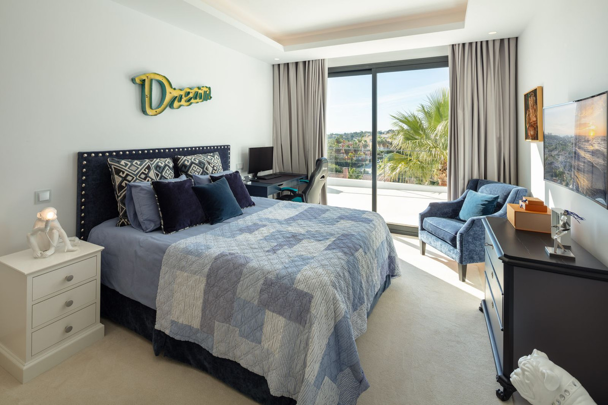 7 Bedroom Villa in Marbella - Photo 14