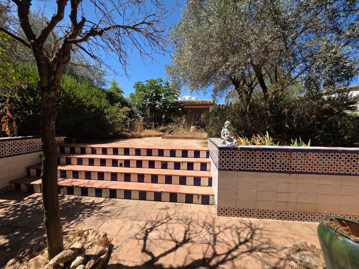 8 Bedroom Country house in Antequera - Photo 46