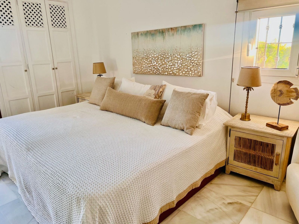 3 Bedroom Townhouse in Marbella - Photo 14
