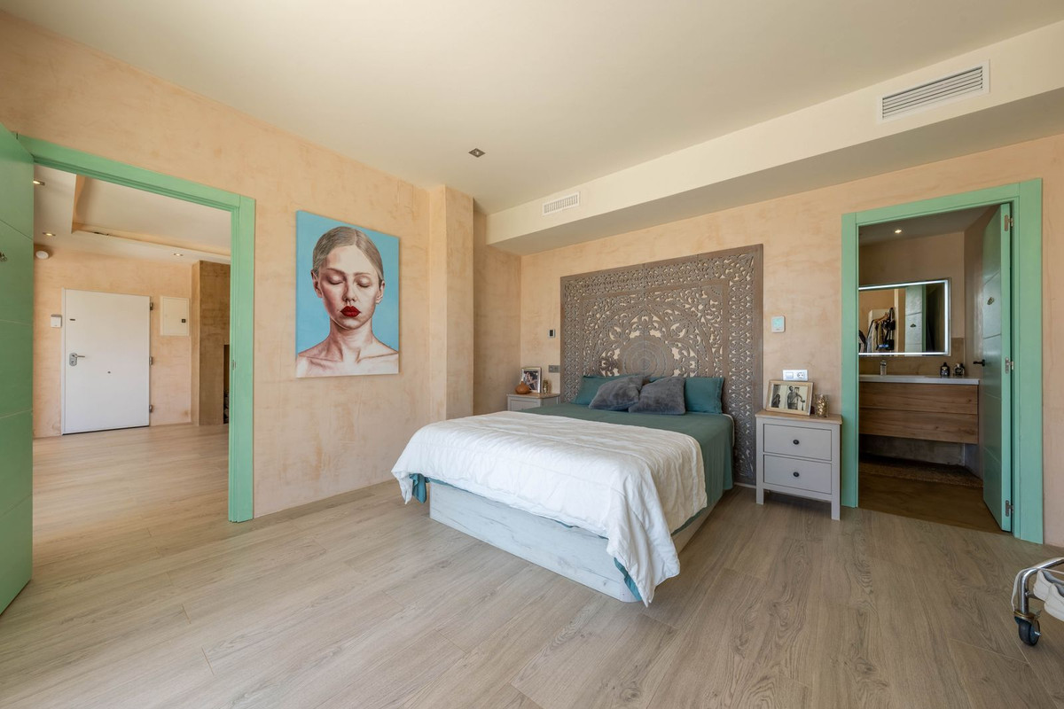 2 Bedroom Villa in Marbella - Photo 43
