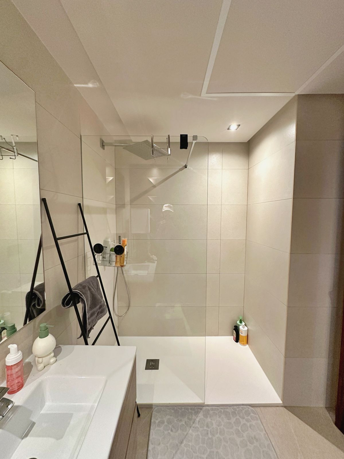 2 Bedroom Apartment in Marbella - Photo 31