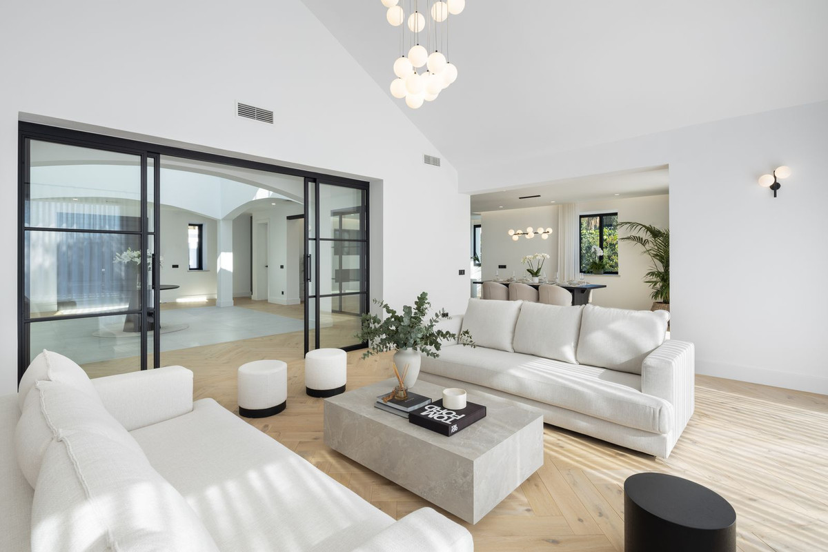 5 Bedroom Villa in Benahavís - Foto 6