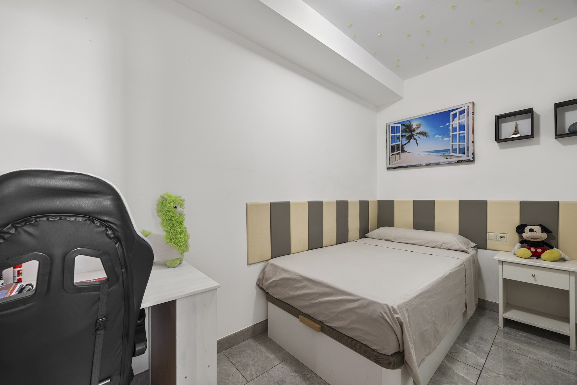 2 Bedroom Apartment in Marbella - Photo 13