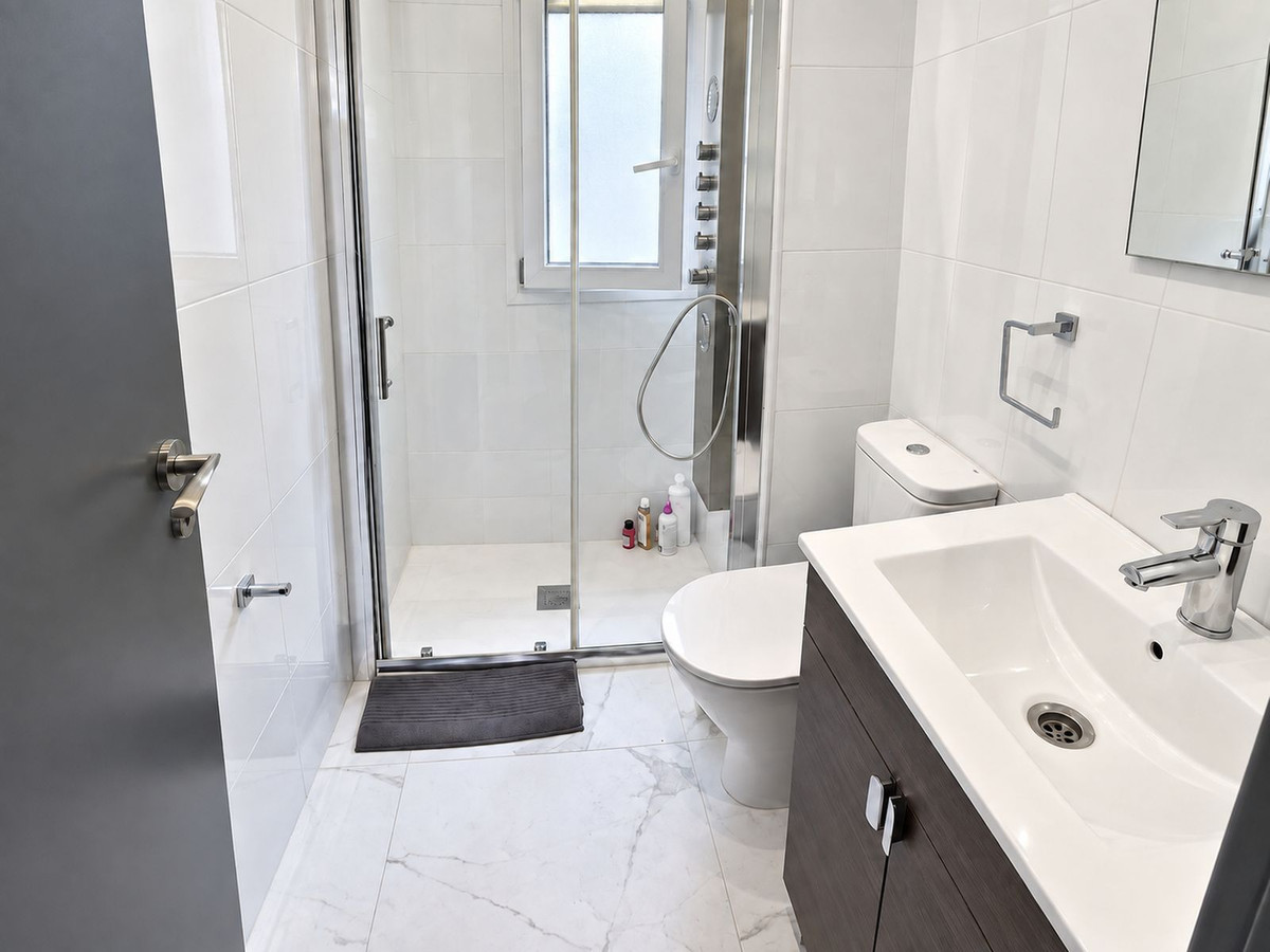 3 Bedroom Apartment in Marbella - Foto 13