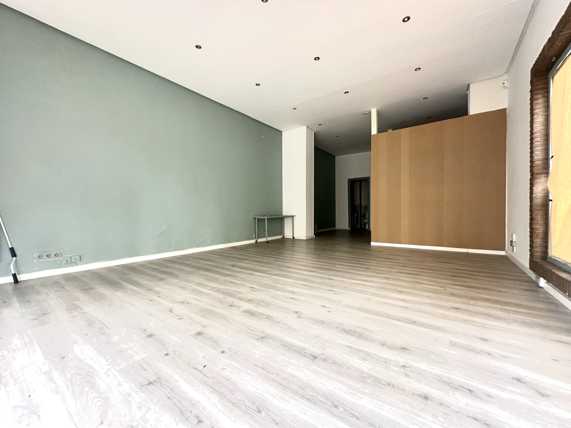 Commercial premises in Malaga, Spain – Photo 4