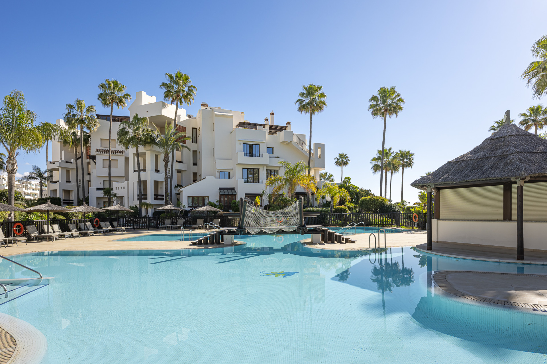 3 Bedroom Apartment in Estepona - Foto 40