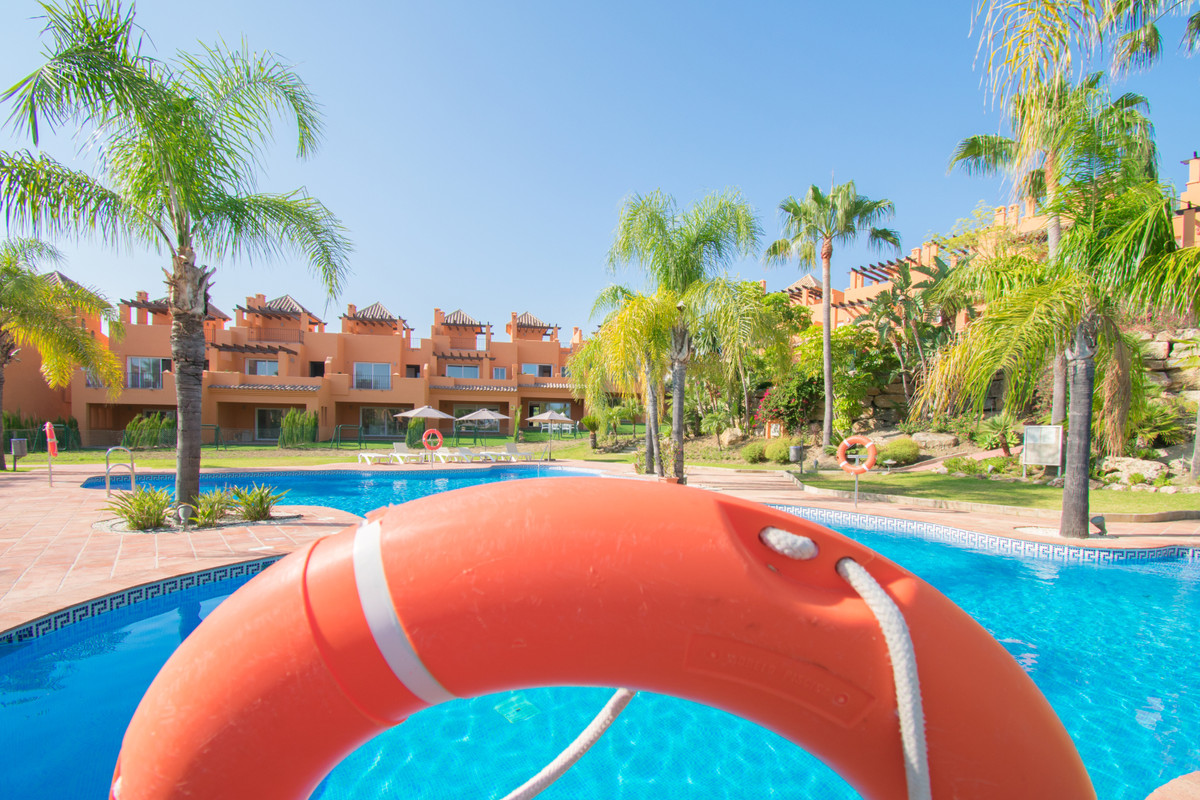 3 Bedroom Townhouse in Estepona - Photo 48