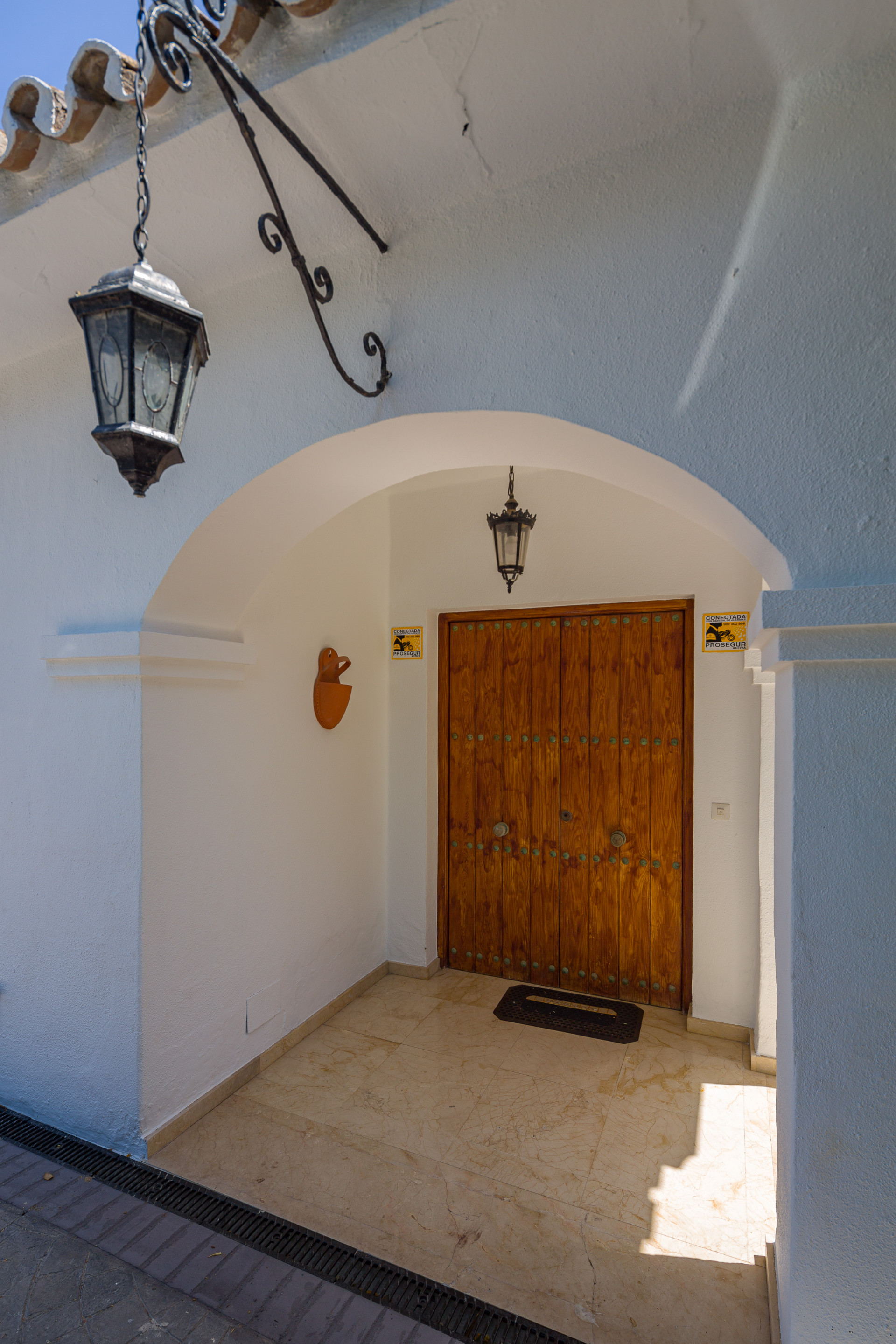 6 Bedroom Villa in San Pedro de Alcántara - Photo 17