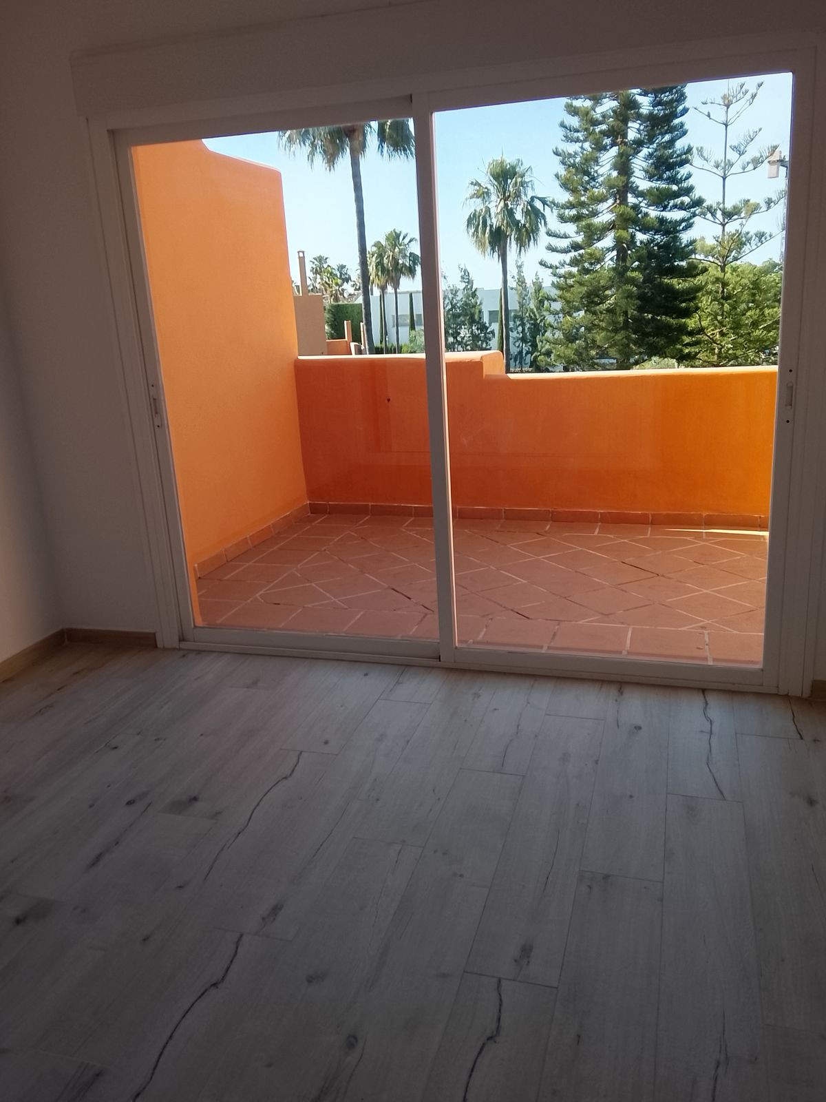3 Bedroom Townhouse in Benahavís - Photo 12