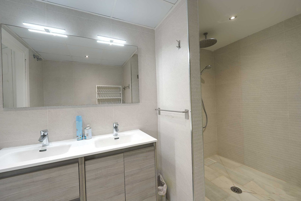 3 Bedroom Apartment in Marbella - Foto 10