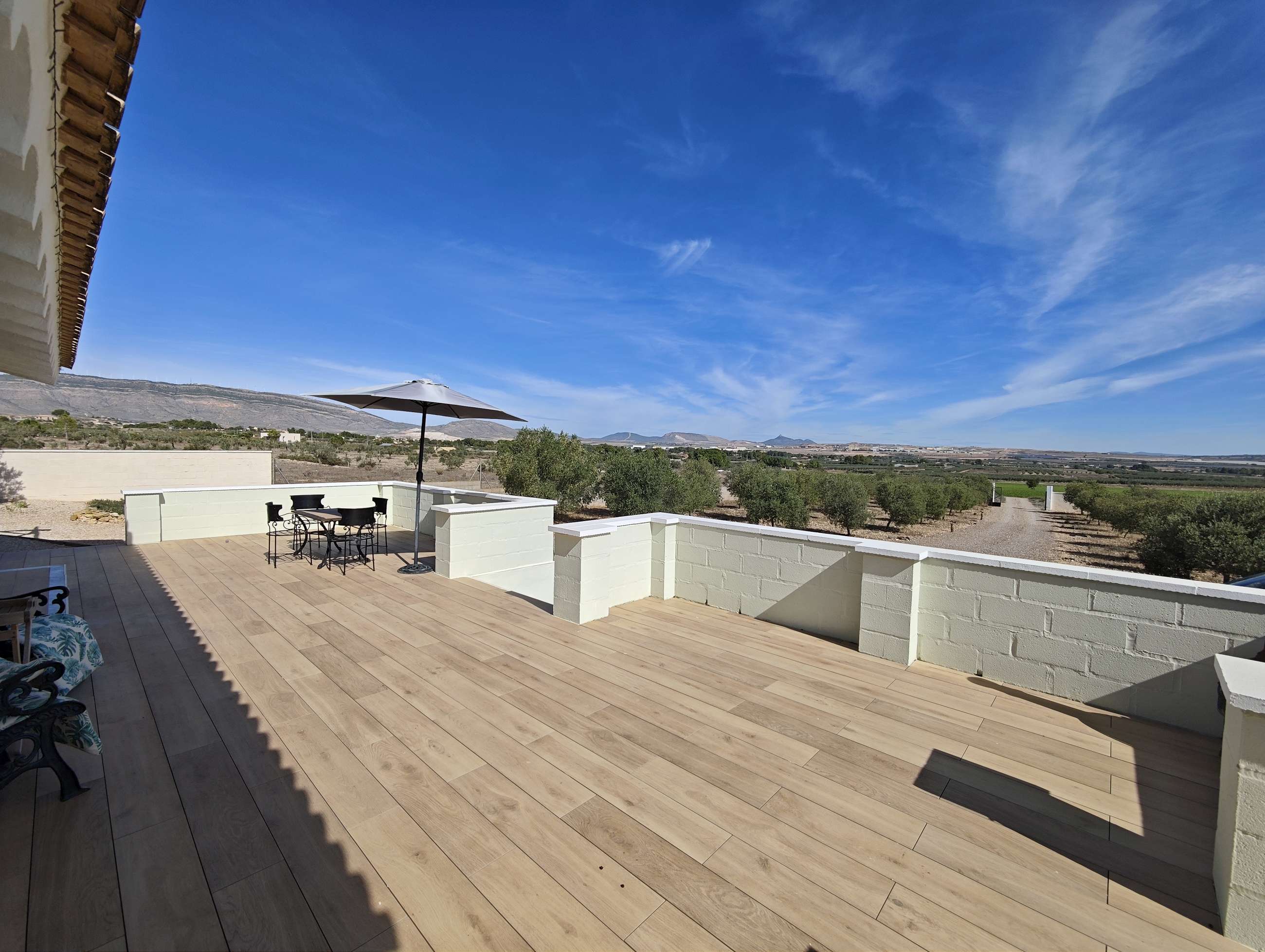 4-bedroom villa with pool in Albacete, Spain – Photo 9