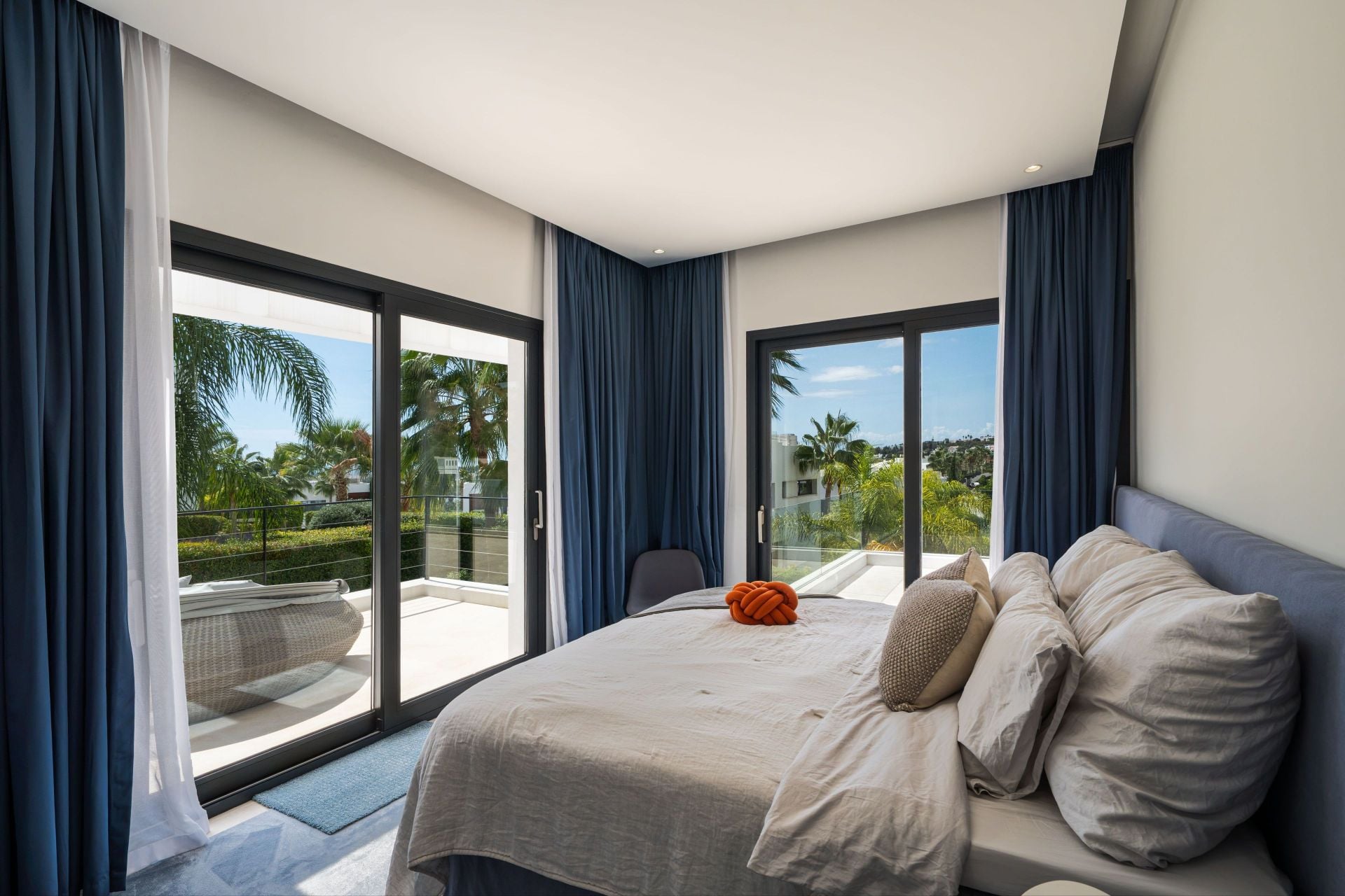 5 Bedroom Villa in Marbella - Photo 25