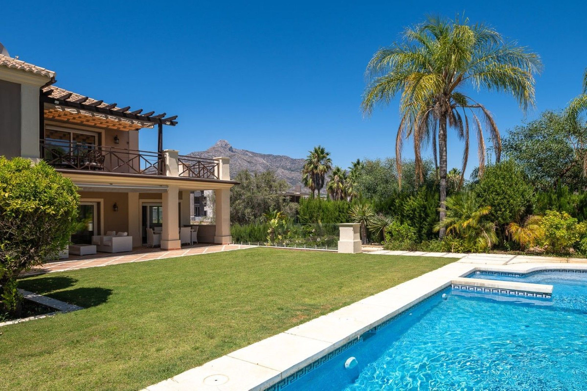 Villa in Puerto Banus