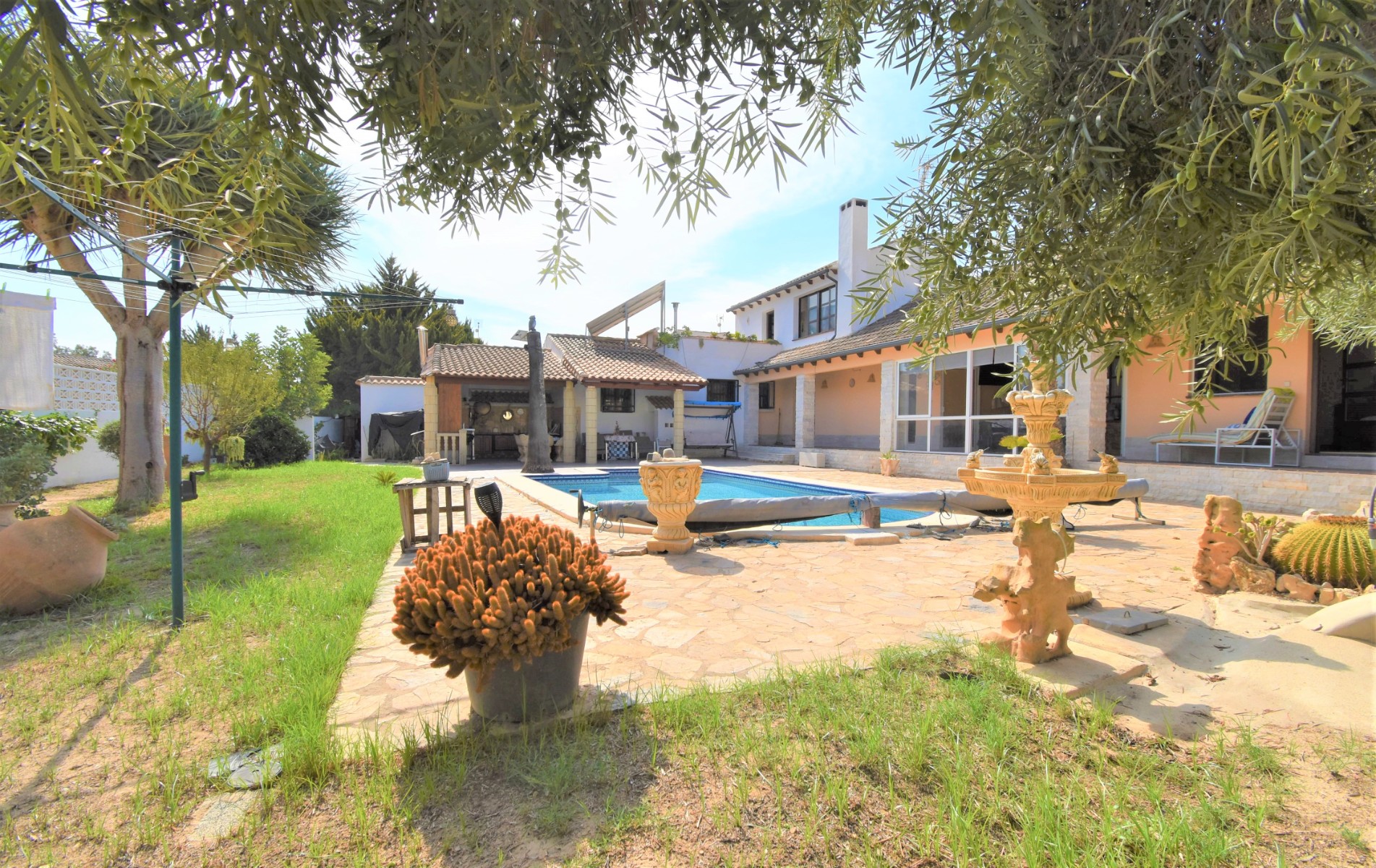 Moradia com 4 quartos com piscina em Alicante, Espanha – Foto 4