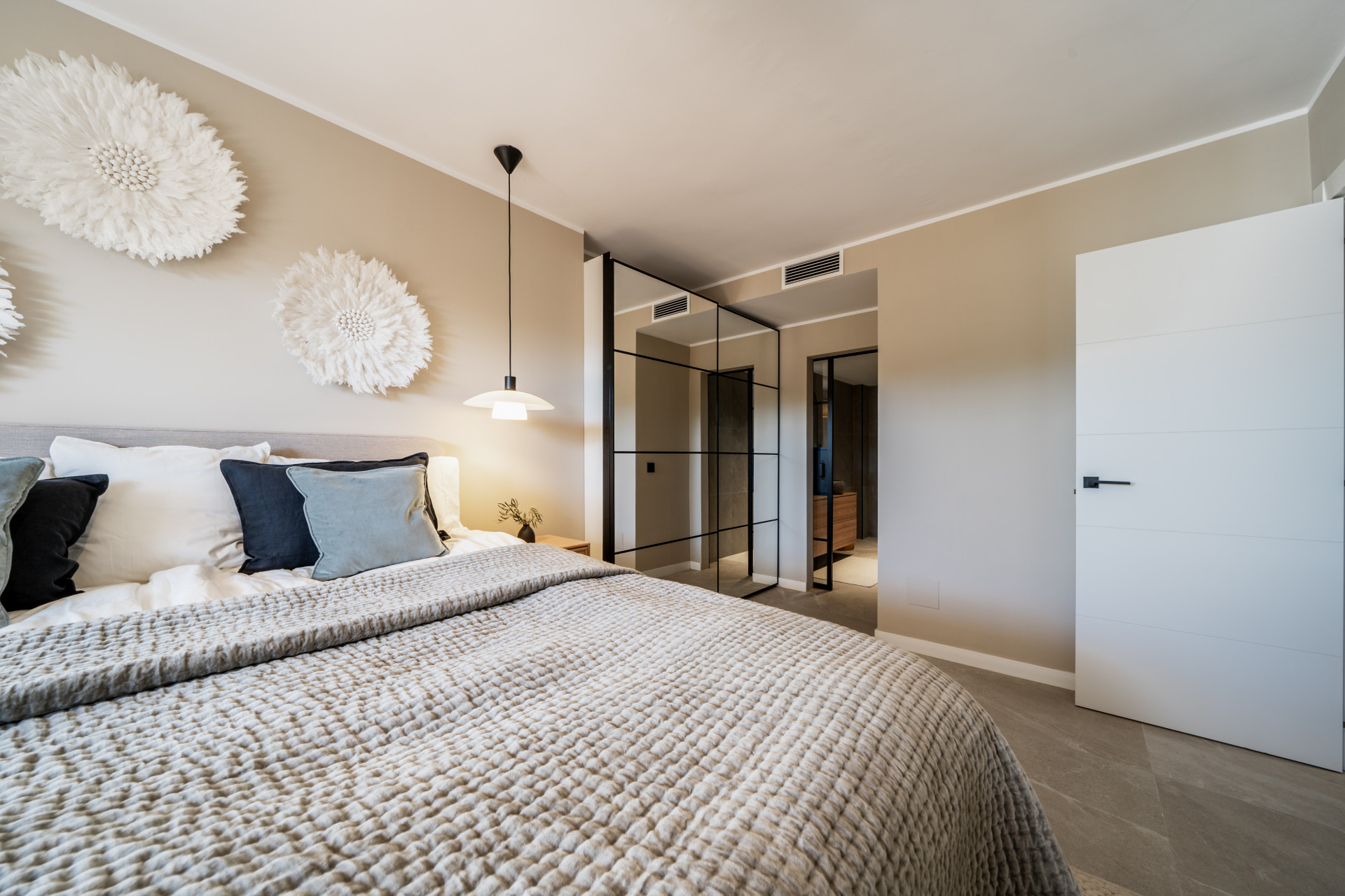 4 Bedroom Apartment in Marbella - Photo 14