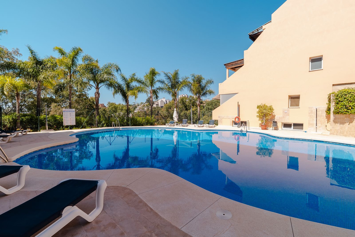 2 Bedroom Apartment in Marbella - Foto 2