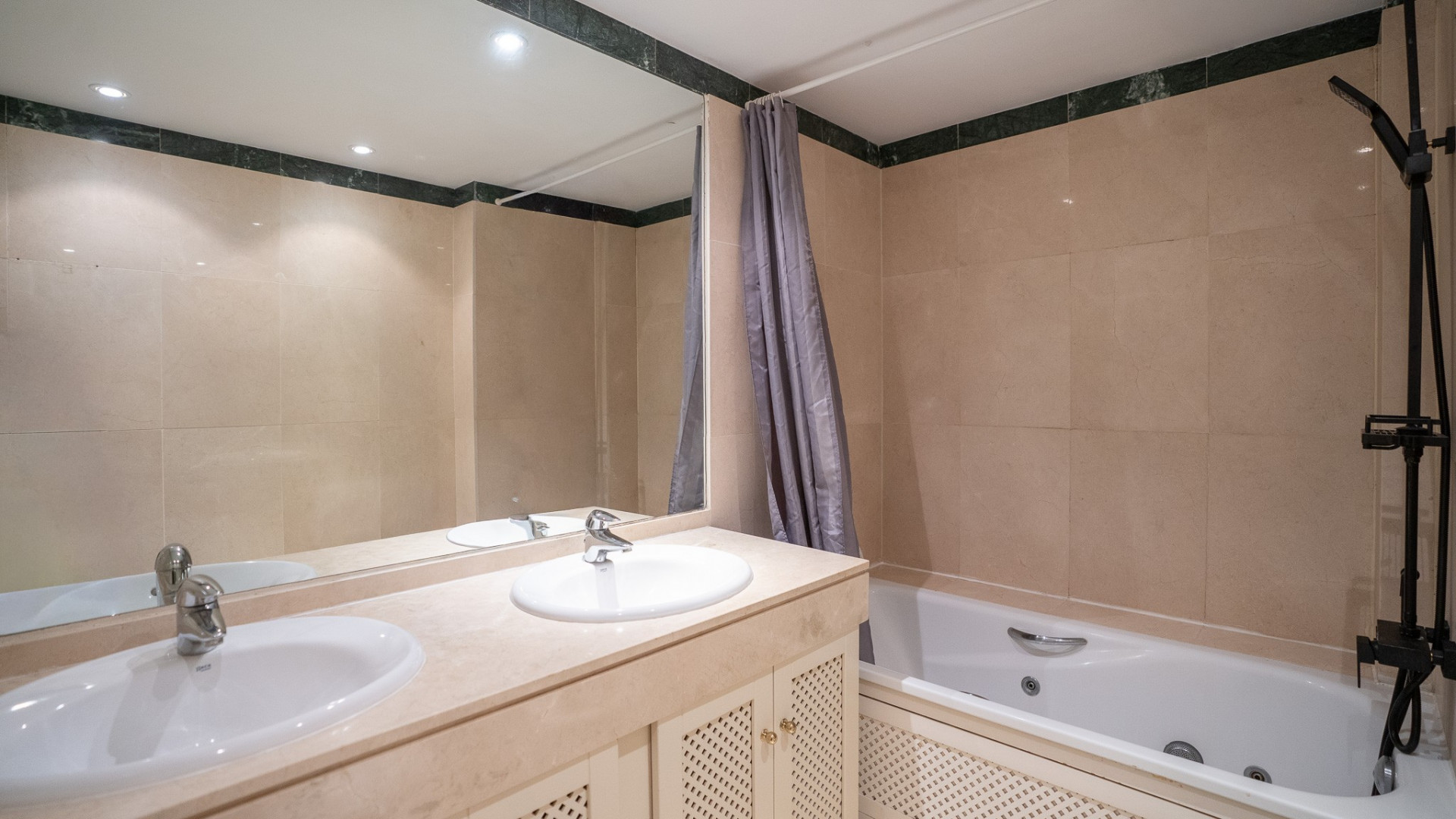 3 Bedroom Apartment in Sotogrande - Photo 11