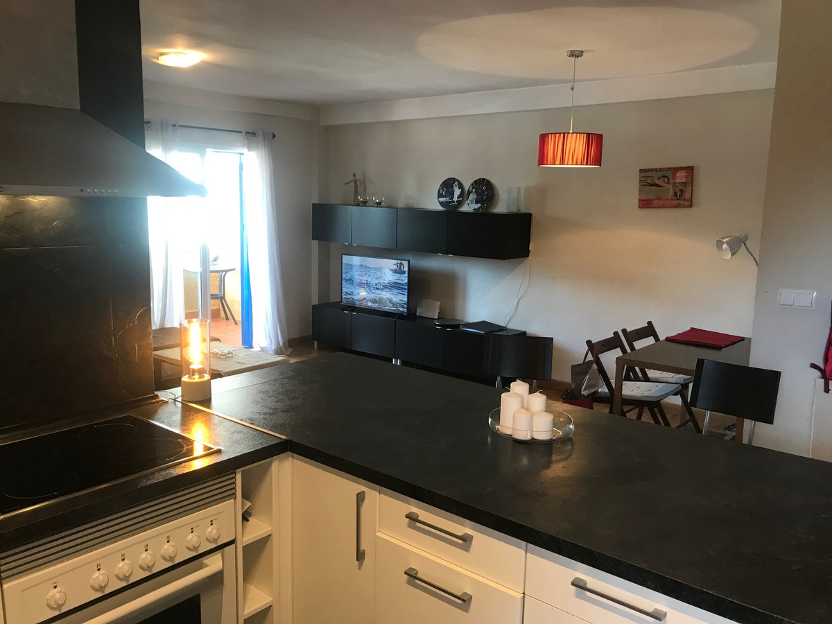 1 Bedroom Apartment in Mijas - Photo 13