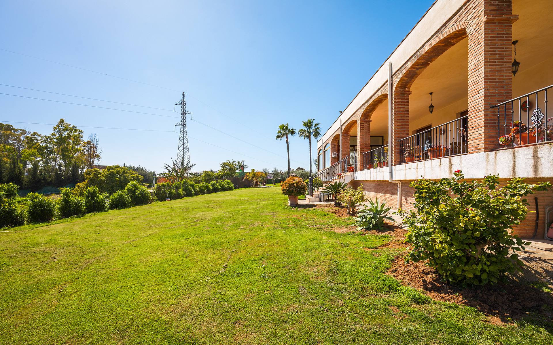 4 Bedroom Country house in Estepona - Photo 24