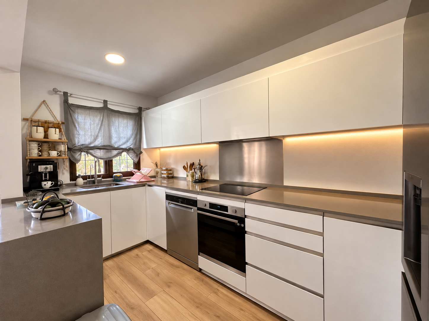 3 Bedroom Townhouse in Marbella - Photo 8