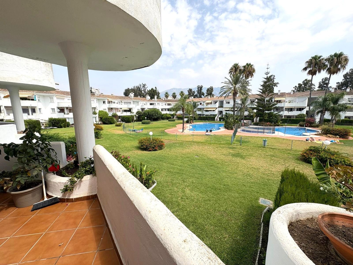 2 Bedroom Apartment in Mijas - Photo 6
