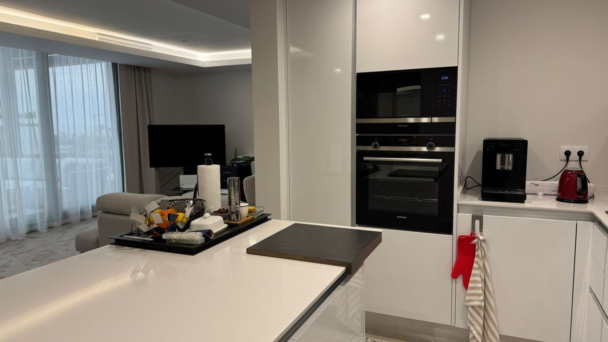 2 Bedroom Penthouse in Estepona - Foto 14