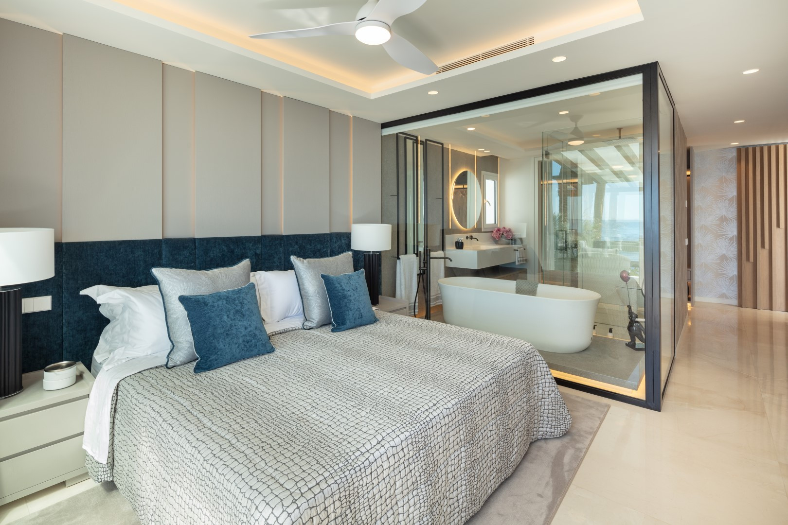 6 Bedroom Apartment in Marbella - Photo 11
