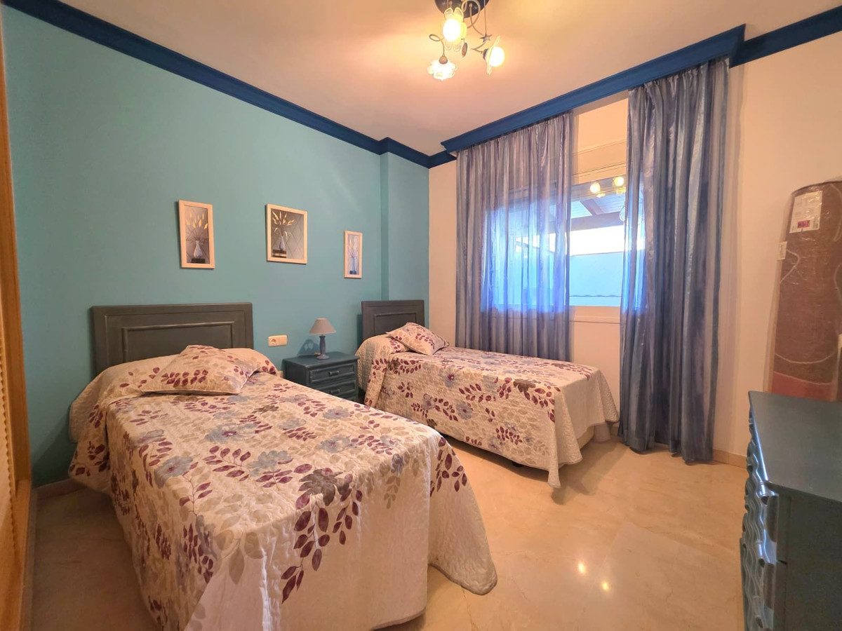 2 Bedroom Apartment in Marbella - Photo 17