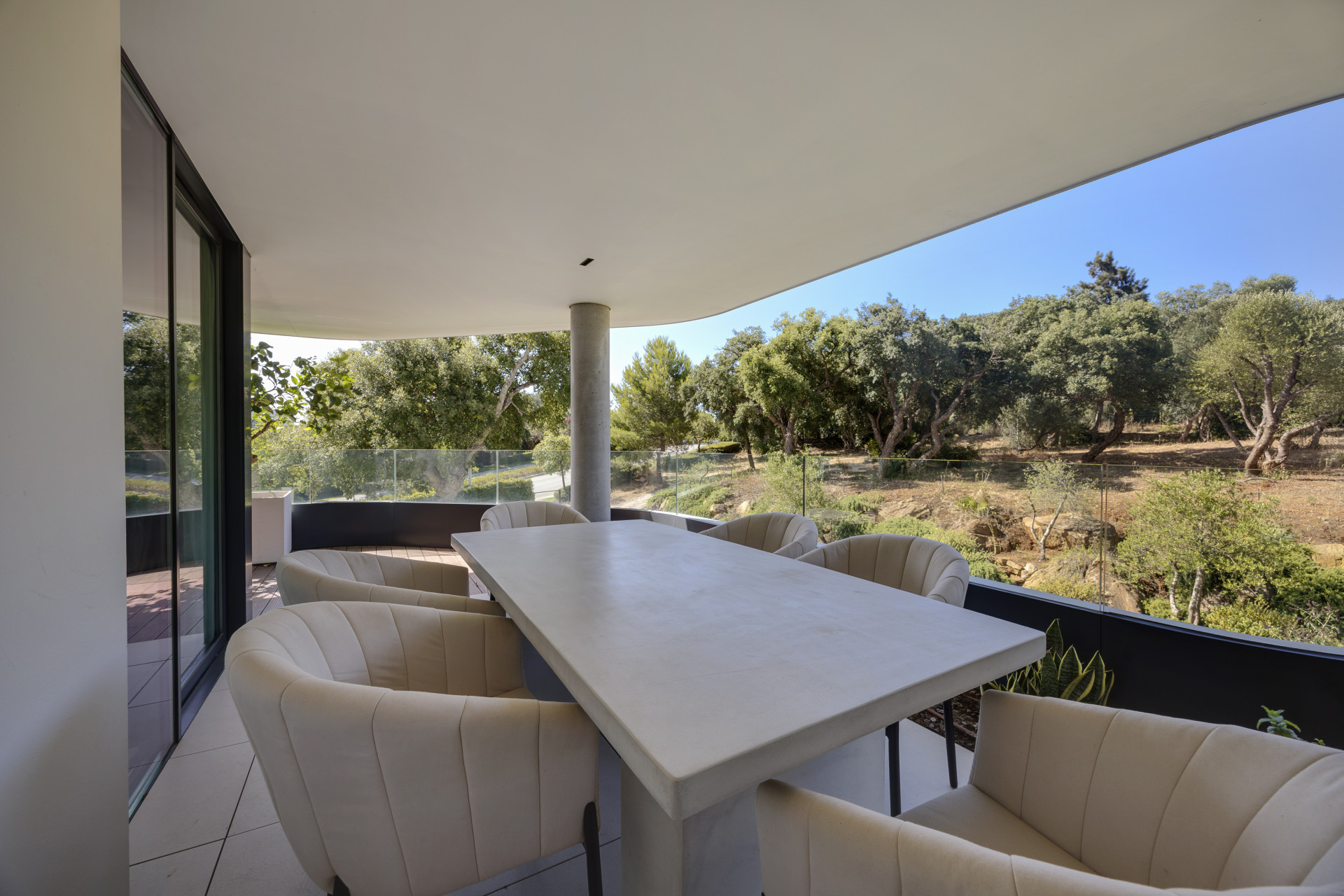 3 Bedroom Apartment in Sotogrande - Photo 33