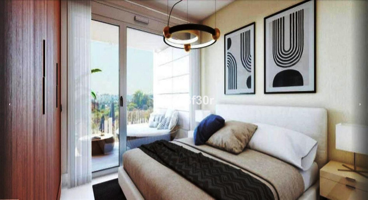 4 Bedroom Penthouse in San Pedro de Alcántara - Photo 12