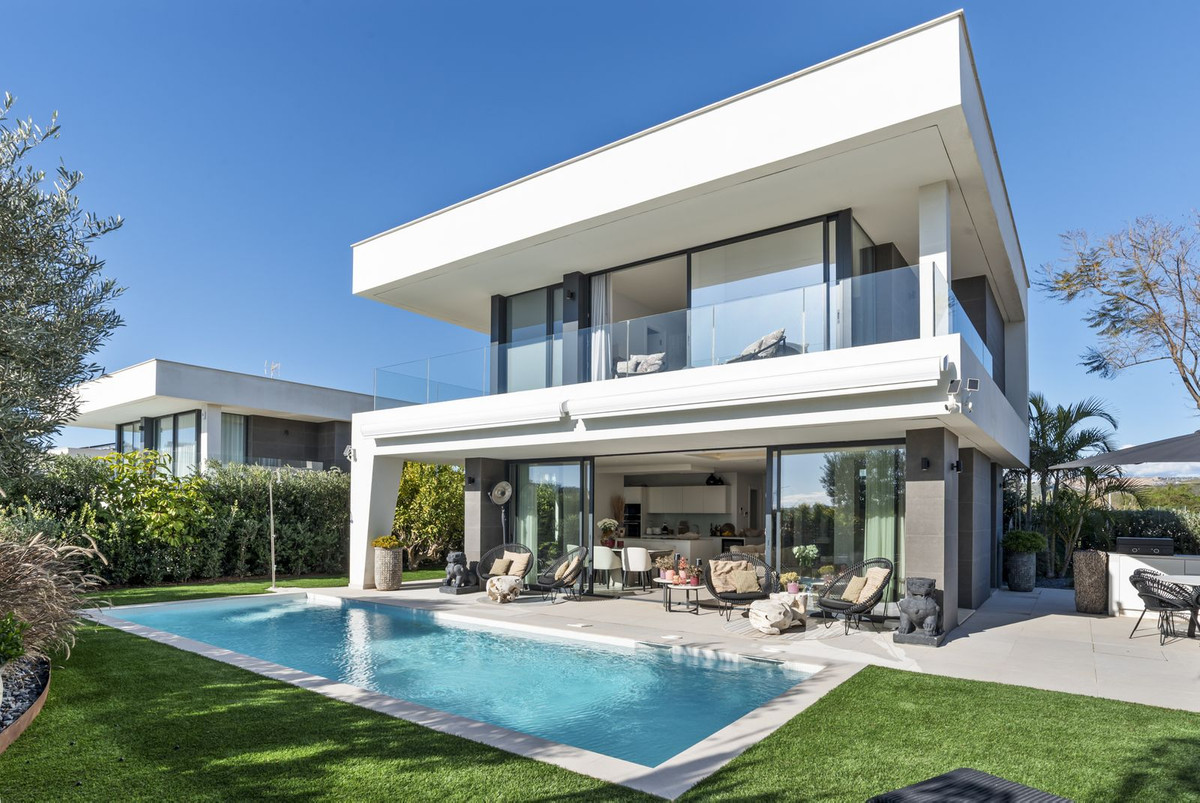3 Bedroom Villa in La Duquesa - Photo 17