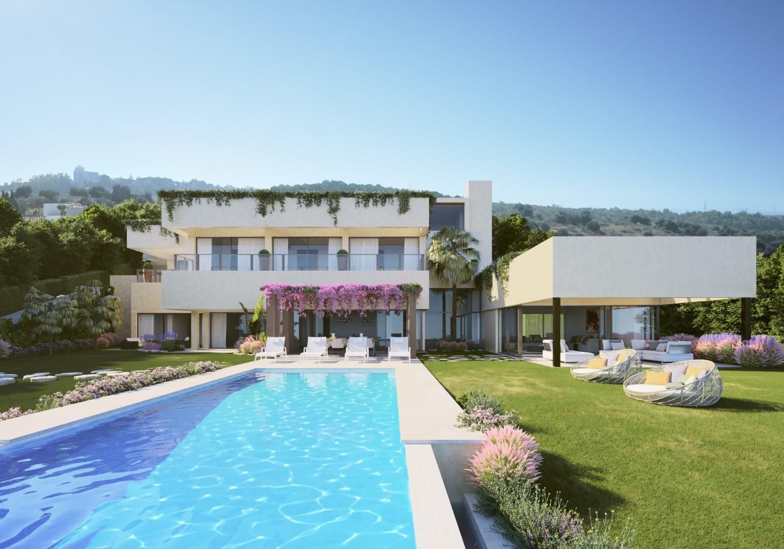 2,723 m² Plot in Benahavís - Photo 2