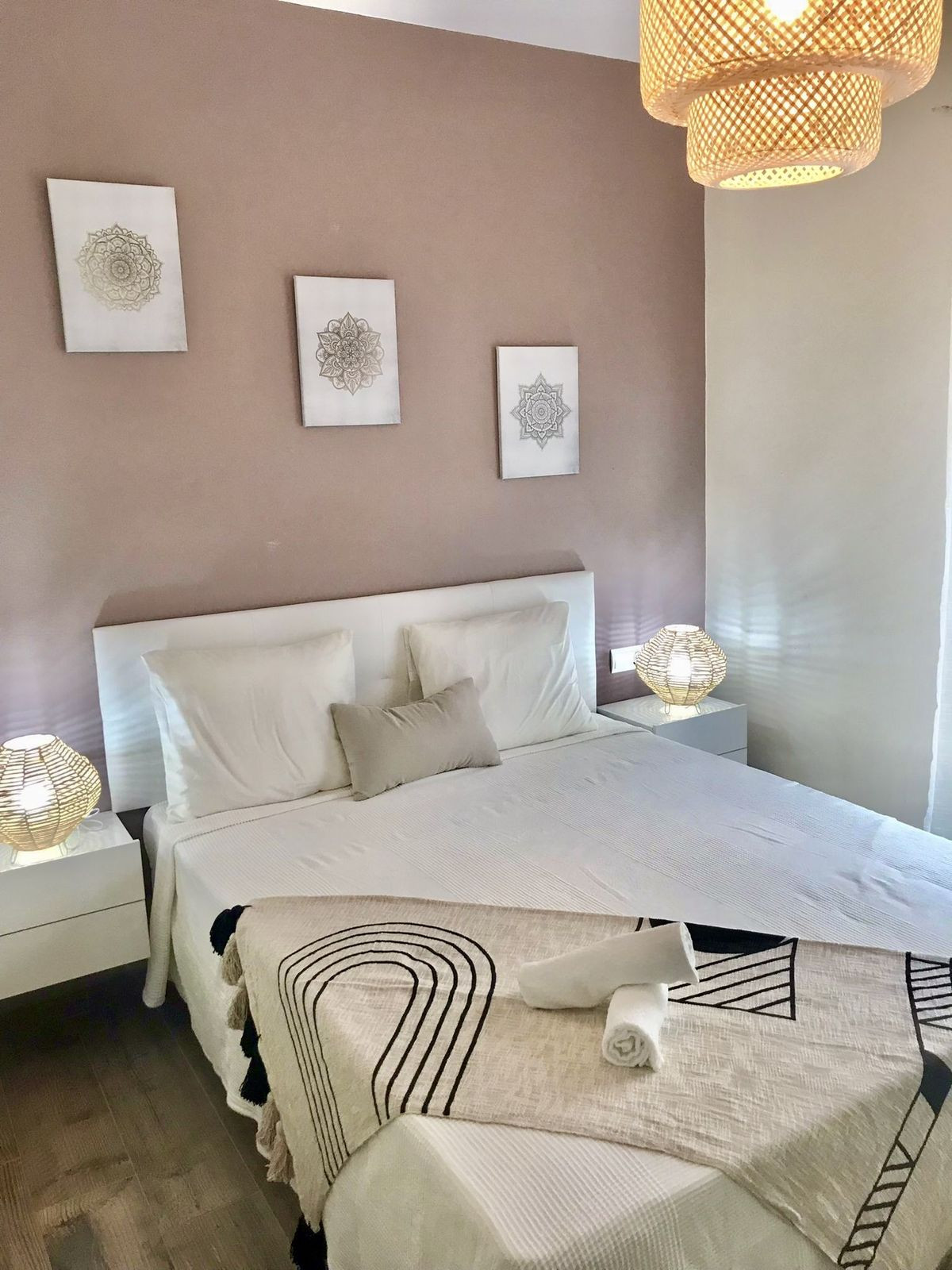 2 Bedroom Country house in Estepona - Photo 5