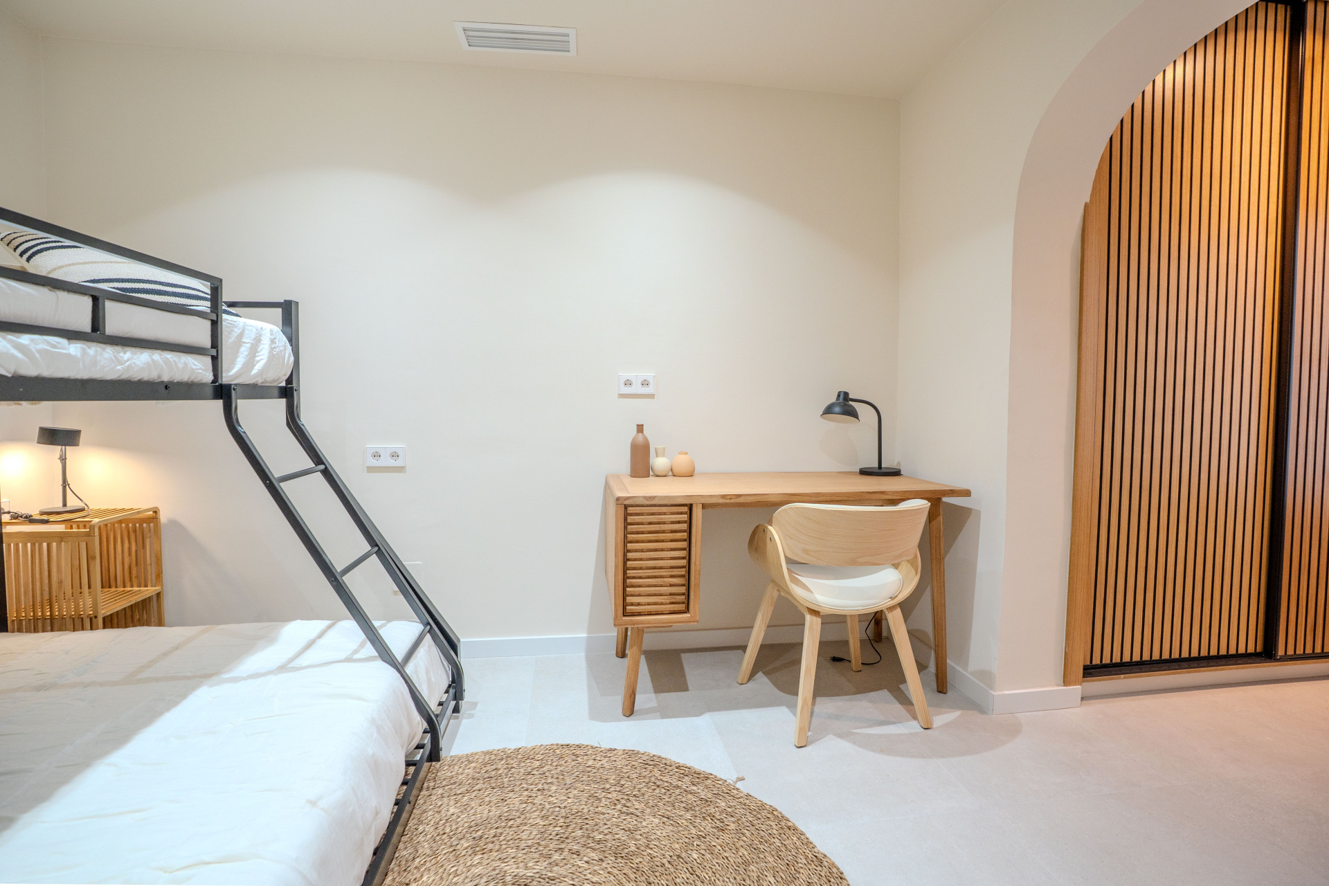 3 Bedroom Apartment in Estepona - Photo 39